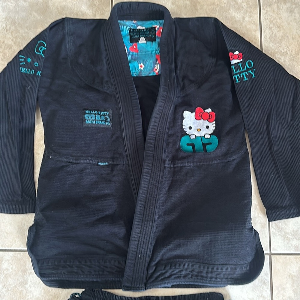 MOYA Gi Hello Kitty Women’s size A0